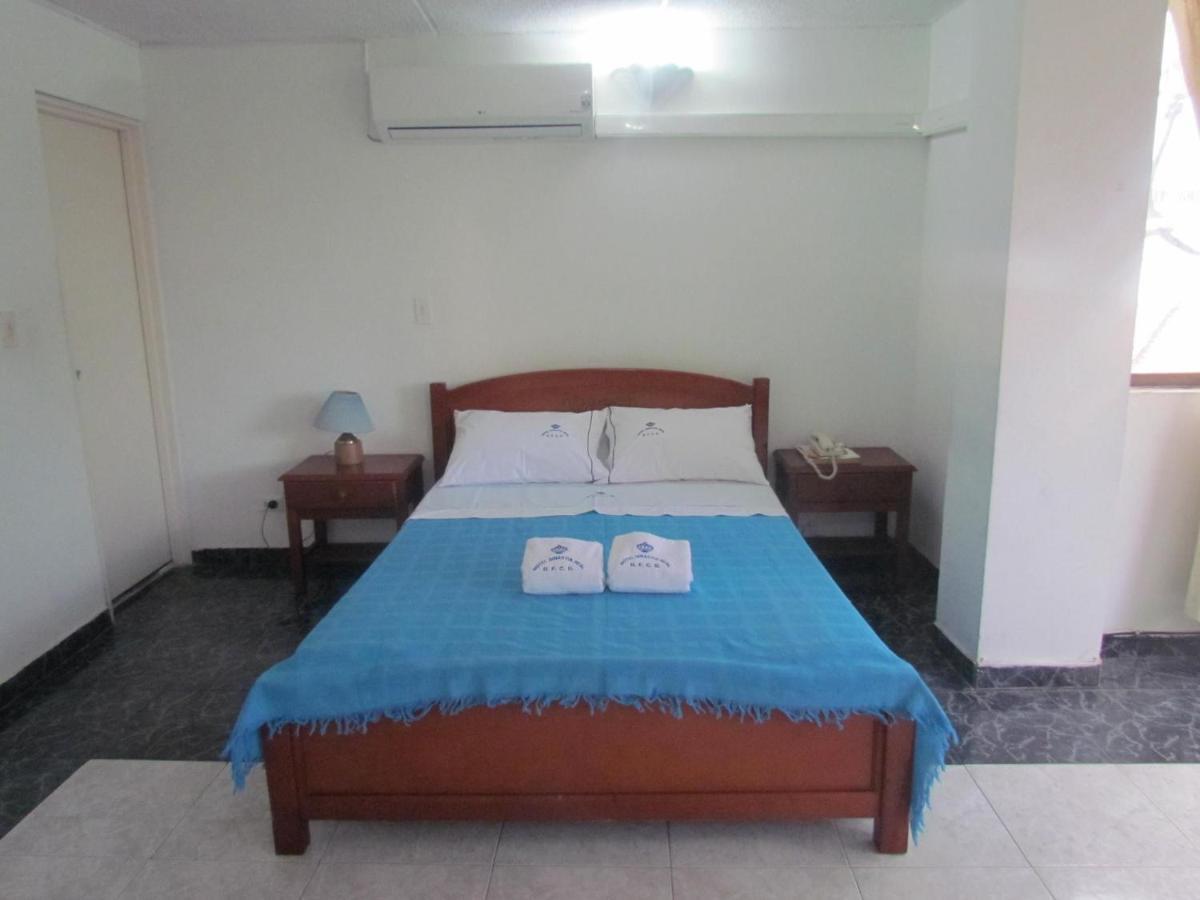 Hotel Dinastia Real Neiva Неива Екстериор снимка