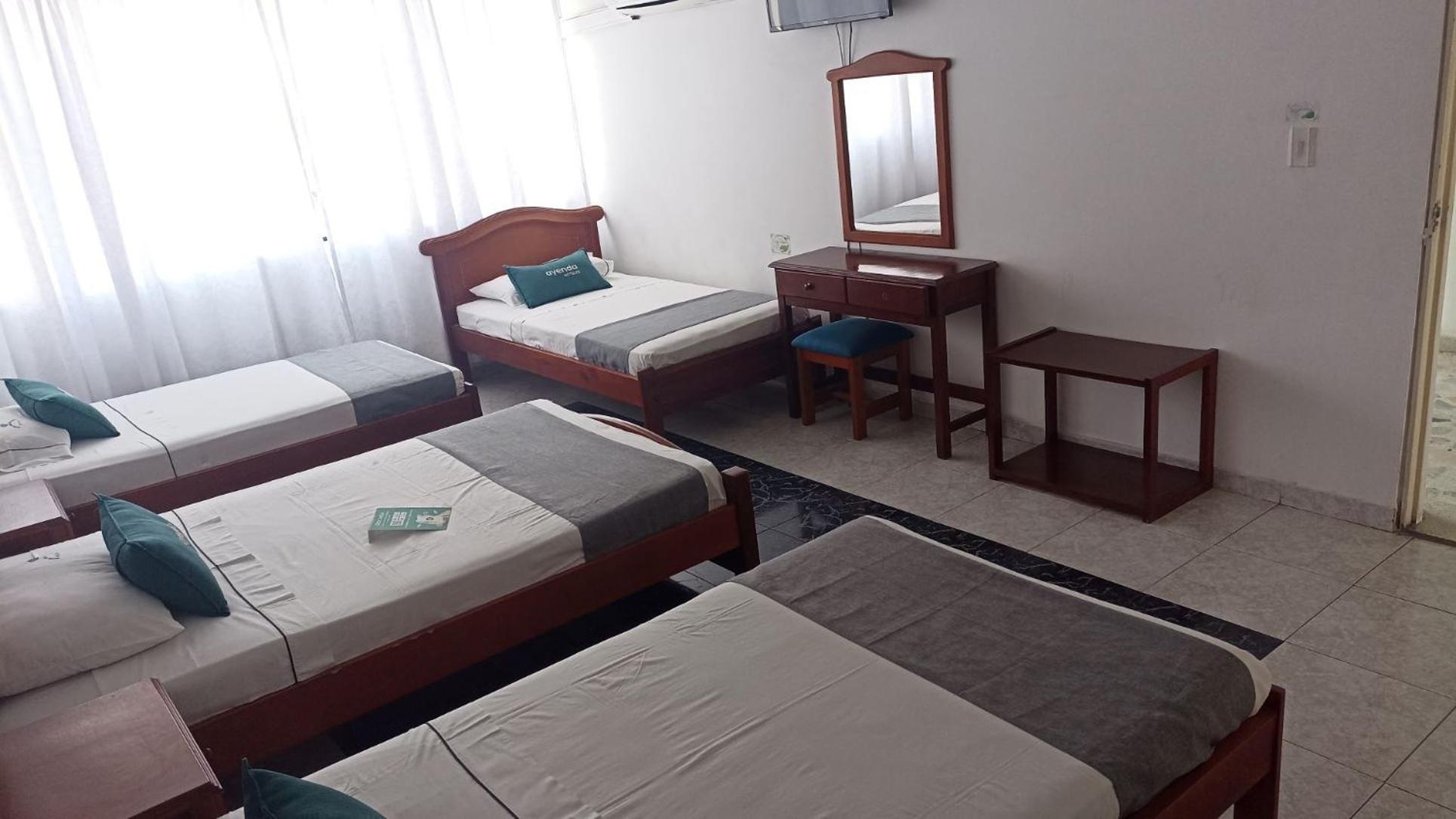 Hotel Dinastia Real Neiva Неива Екстериор снимка